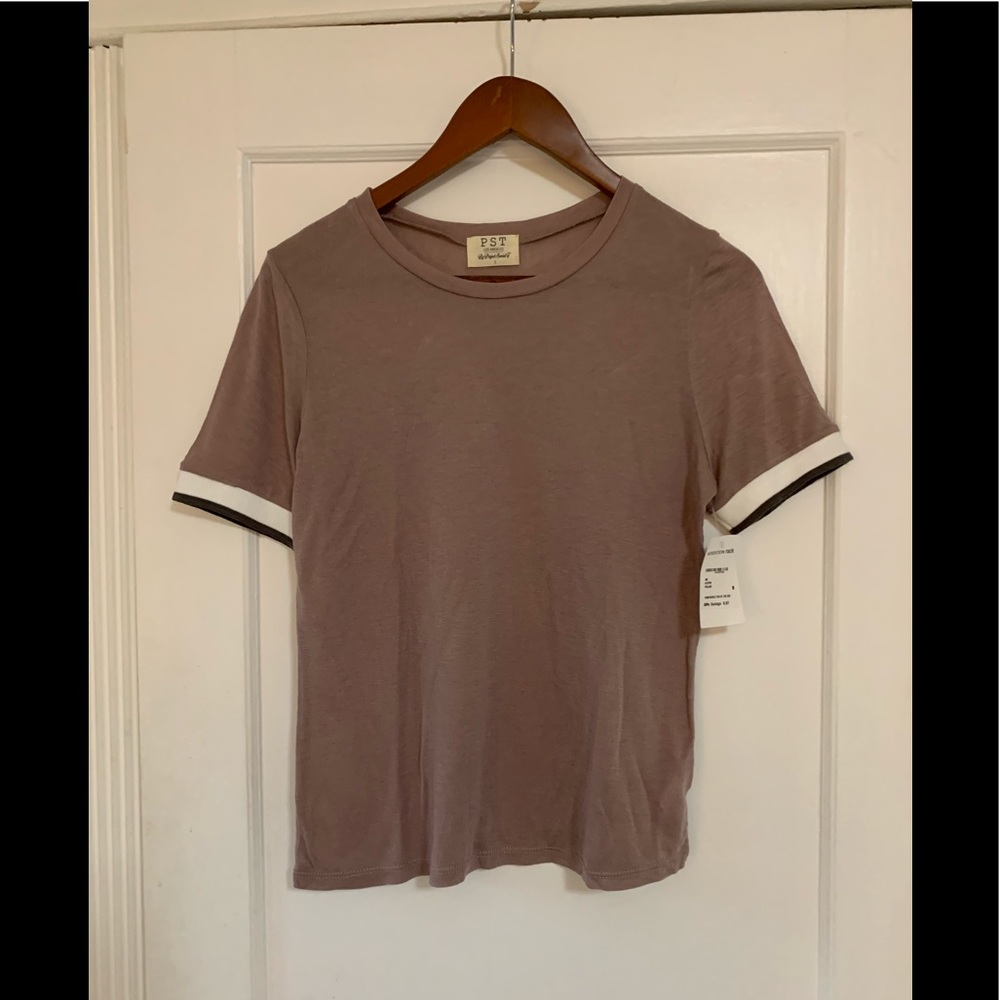 NWT PST crew T-shirt.  Size S